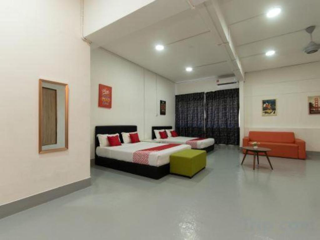 โอโย 43993 แมดสวีท Hotel โกตาคินาบาลู ภายนอก รูปภาพ