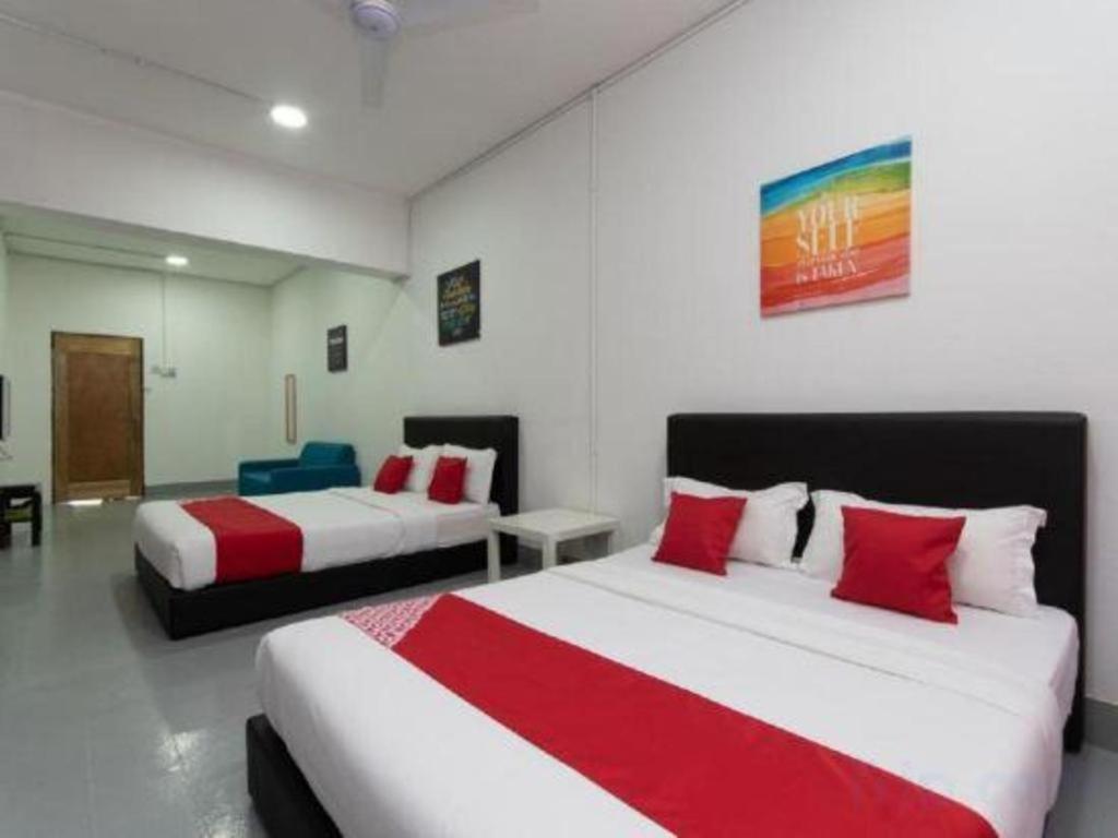 โอโย 43993 แมดสวีท Hotel โกตาคินาบาลู ภายนอก รูปภาพ